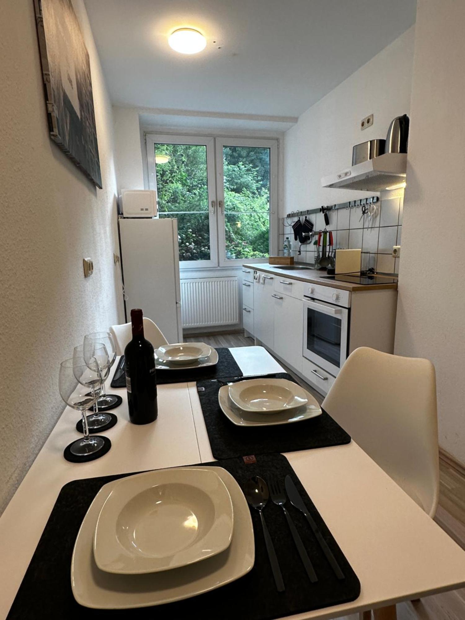City Studios Mit Garten In Elberfeld- Zentral - Nespresso - Netflix Wuppertal Rum bild